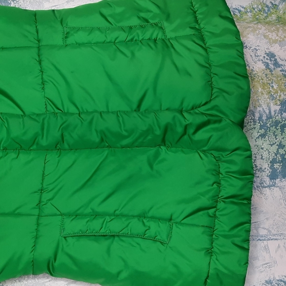 Money Green Puff vest - Picture 3 of 7
